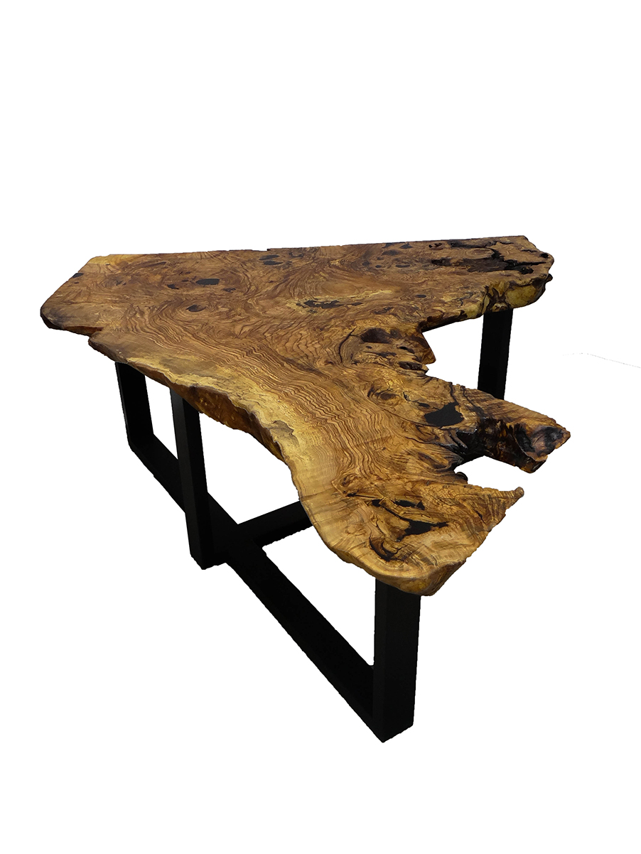 table basse, sur-mesure, bois, résine, orme, hêtre finition métal, pièce unique, ébénisterie d'art, revalorisation, naturelle, tortueux
